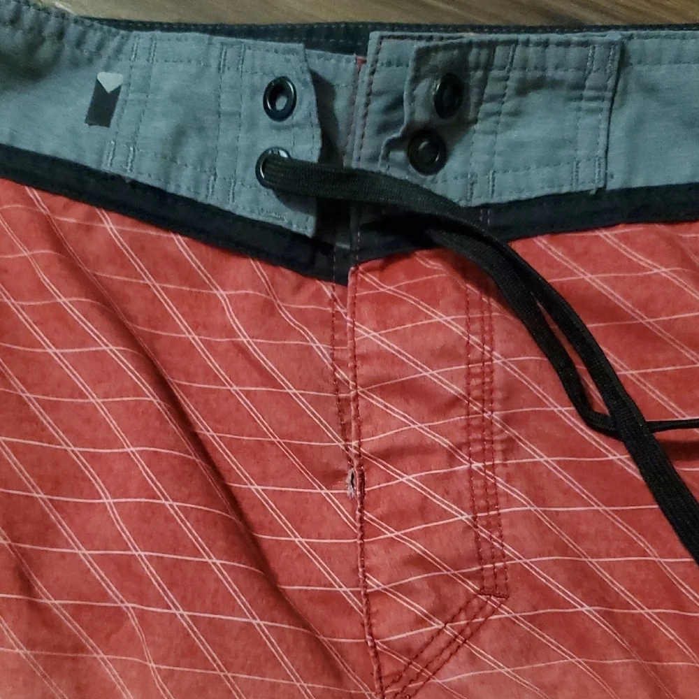 Quiksilver Orange to Cream Gradient Men's Boardshorts